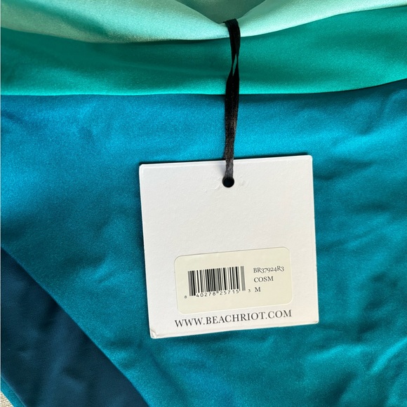 Beach Riot Mackenzie top - Picture 3 of 5